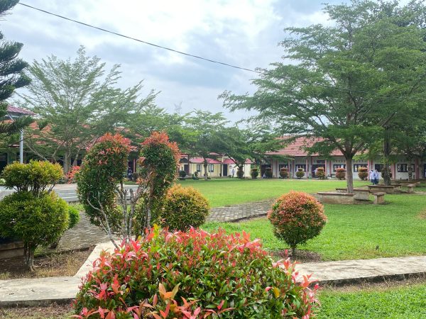 Beground Sekolah